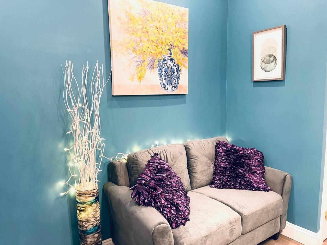 Rittenhouse Square Near Kimmel Center 1bd Apartment Philadelphia