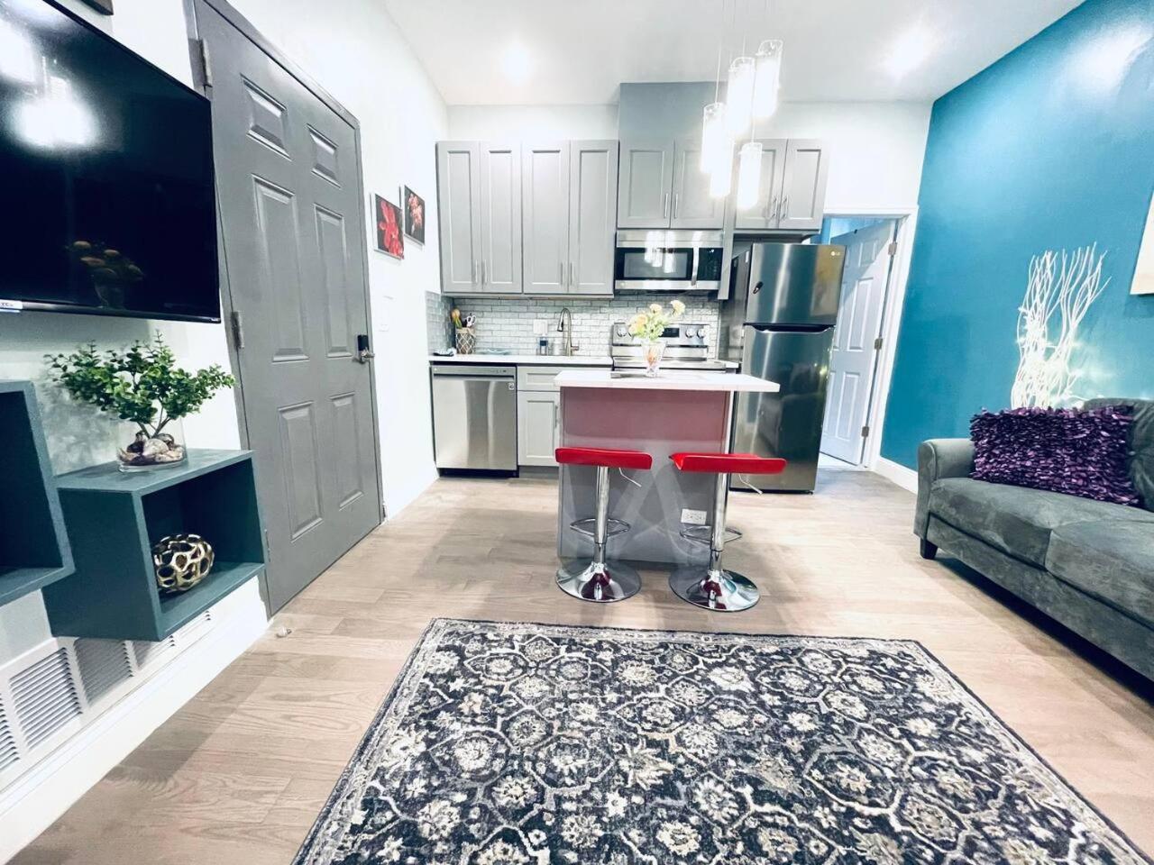 Rittenhouse Square Near Kimmel Center 1bd * Philadelphia
