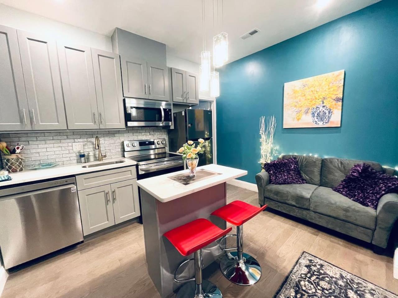 Apartment Rittenhouse Square Near Kimmel Center 1bd Philadelphia